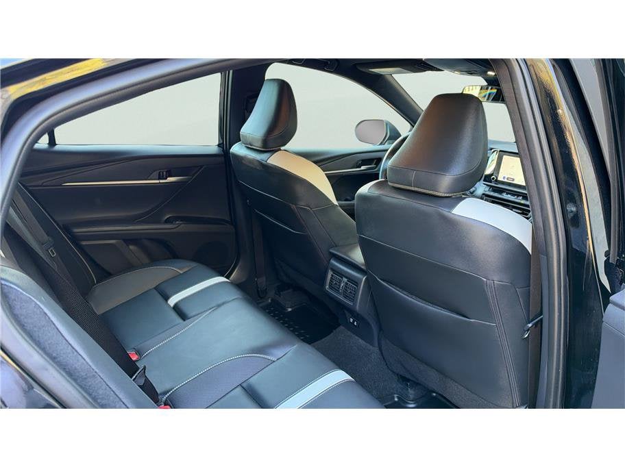 2026 Toyota Camry SE Sedan 4D