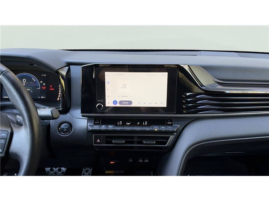 2026 Toyota Camry SE Sedan 4D