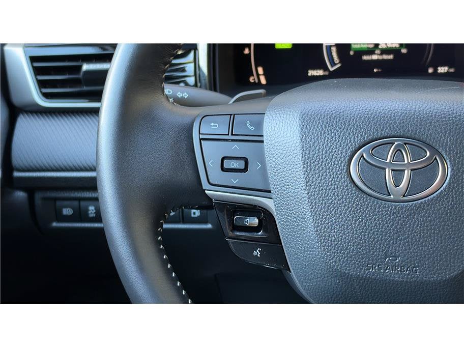2026 Toyota Camry SE Sedan 4D