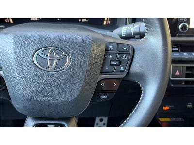 2026 Toyota Camry SE Sedan 4D