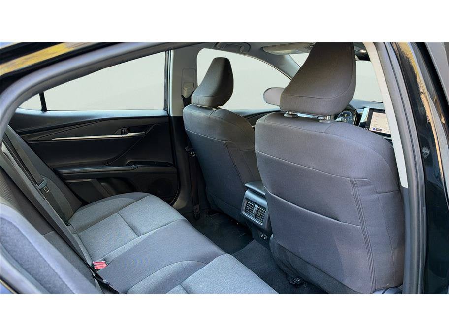 2025 Toyota Camry LE Sedan 4D