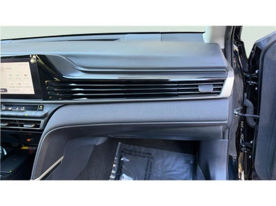 2025 Toyota Camry LE Sedan 4D