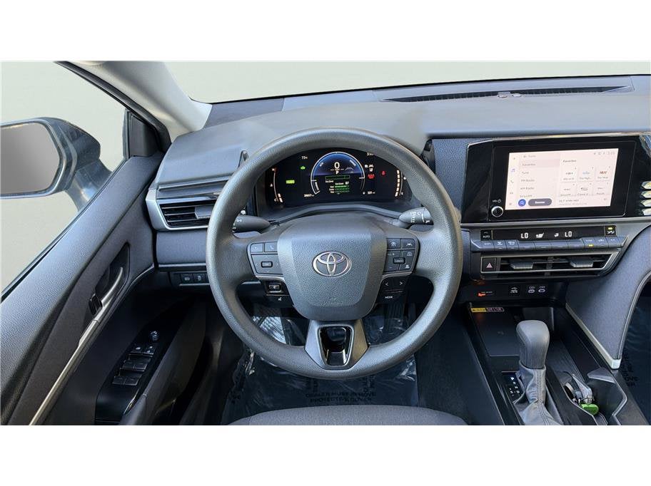 2025 Toyota Camry LE Sedan 4D