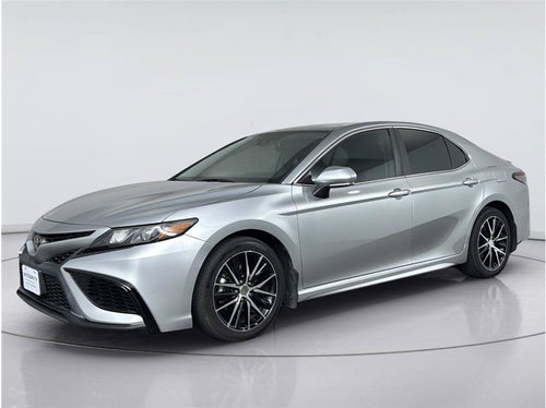 2022 Toyota Camry SE Sedan 4D