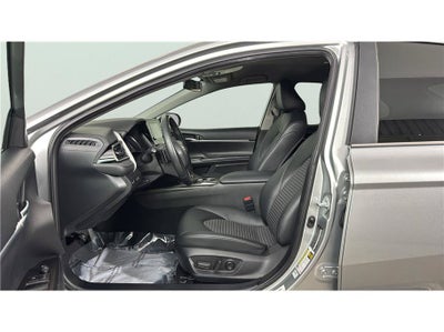 2022 Toyota Camry SE Sedan 4D