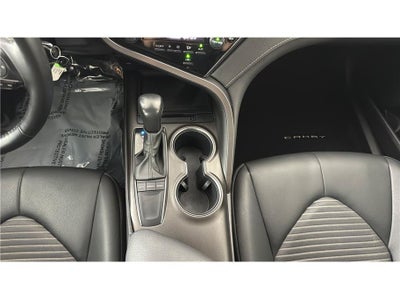 2022 Toyota Camry SE Sedan 4D