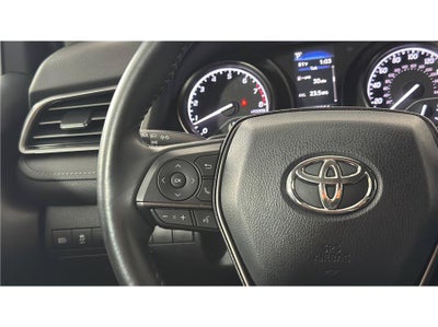2022 Toyota Camry SE Sedan 4D