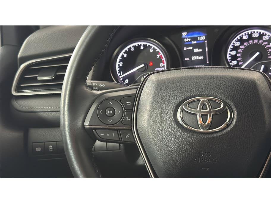 2022 Toyota Camry SE Sedan 4D