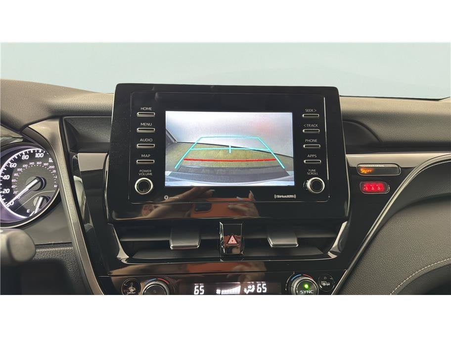 2022 Toyota Camry SE Sedan 4D