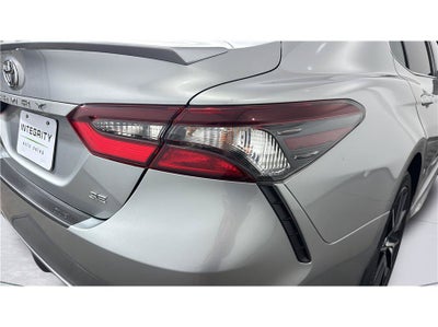 2022 Toyota Camry SE Sedan 4D