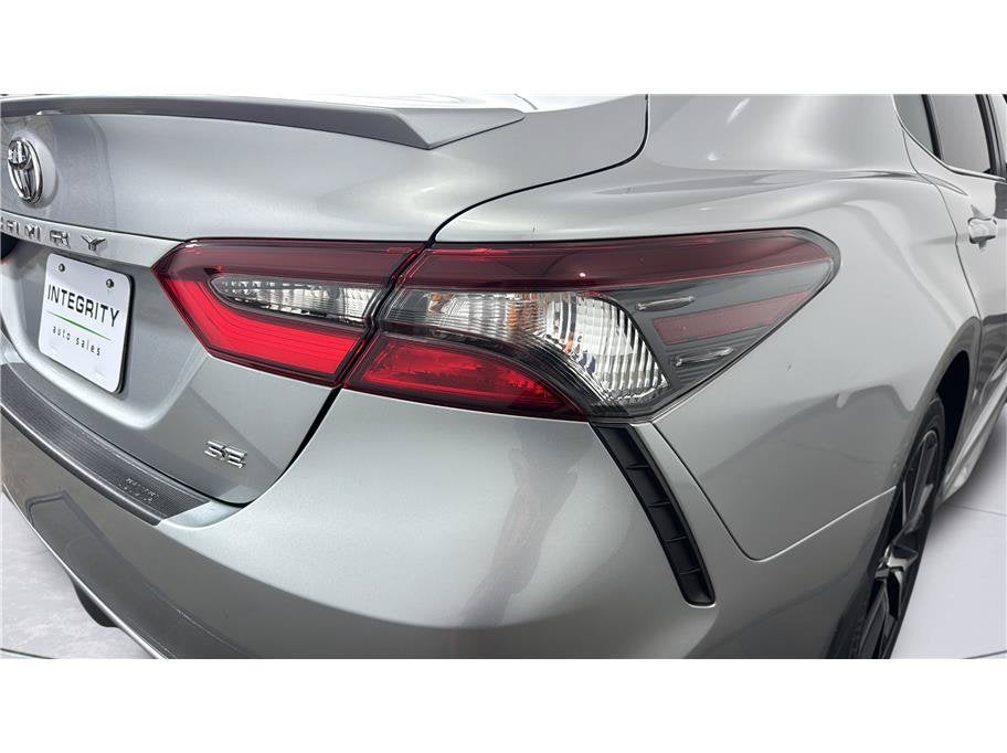2022 Toyota Camry SE Sedan 4D