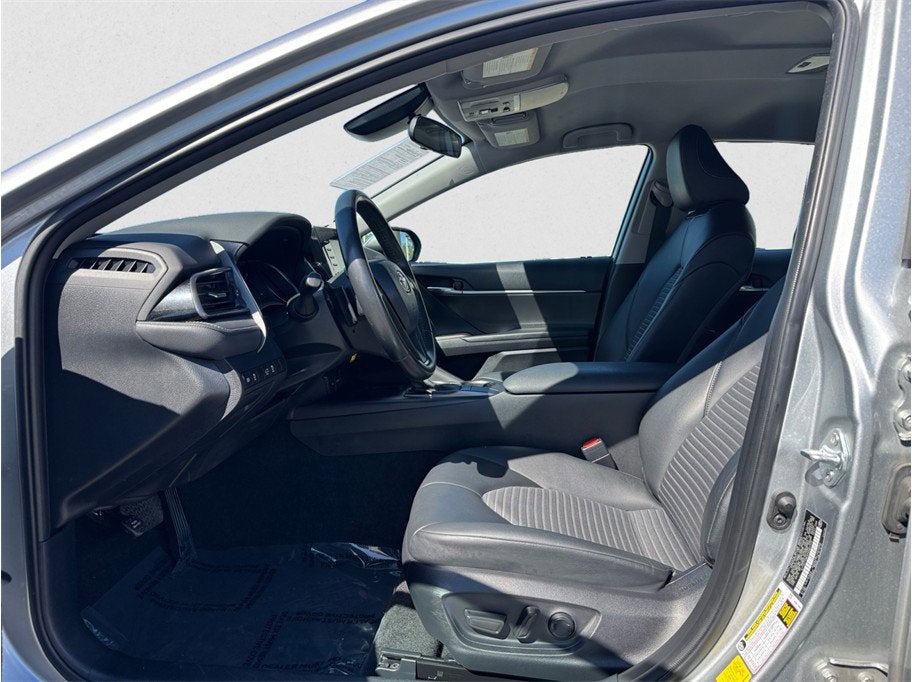 2023 Toyota Camry SE Sedan 4D