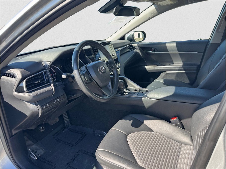 2023 Toyota Camry SE Sedan 4D