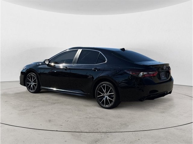 2023 Toyota Camry SE Sedan 4D
