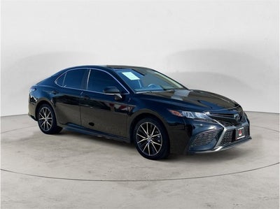 2023 Toyota Camry SE Sedan 4D
