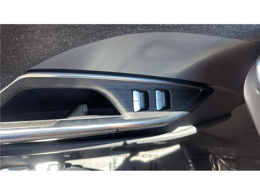 2025 Lucid Air Pure
