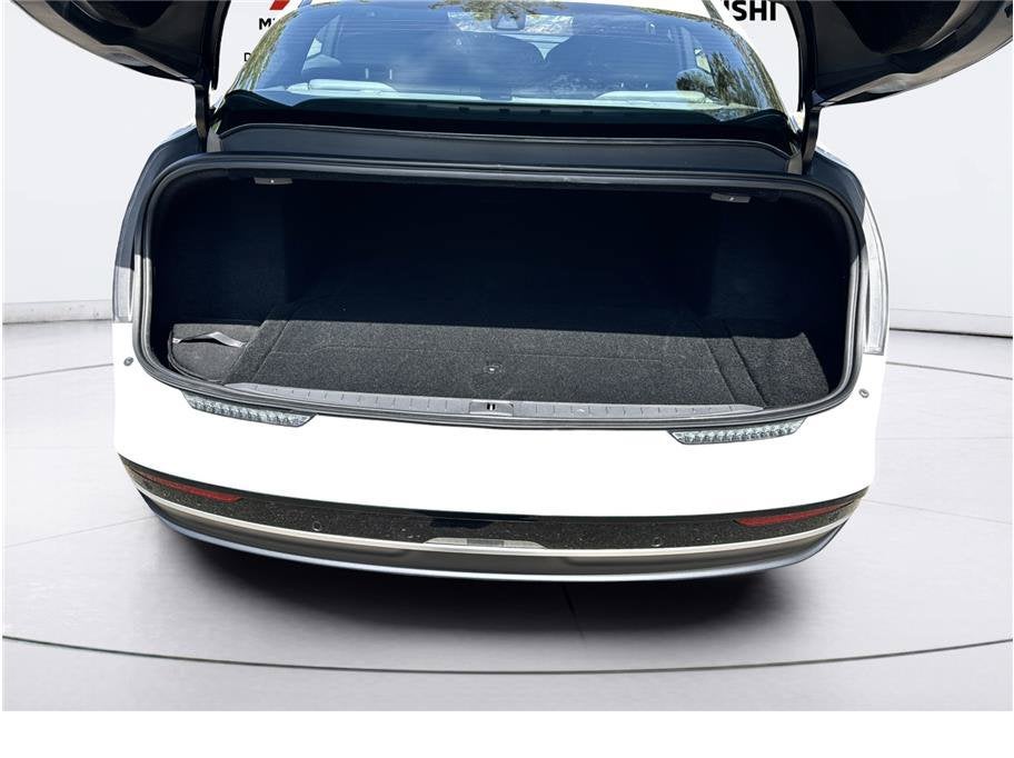 2024 Lucid Air Pure