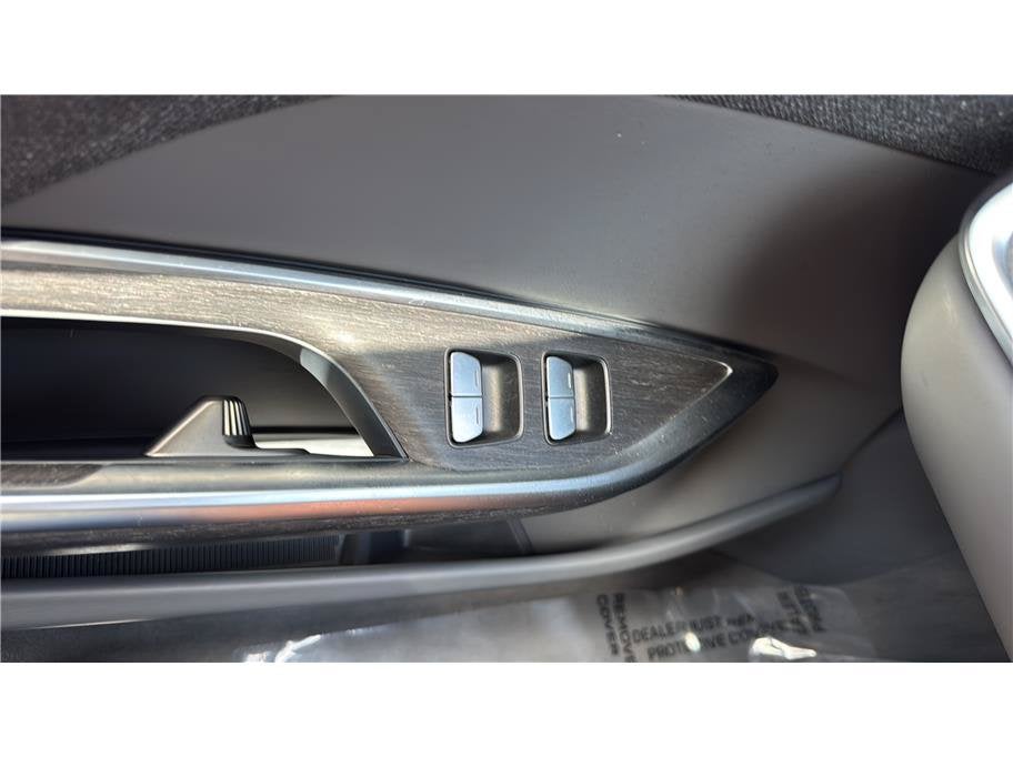 2024 Lucid Air Pure