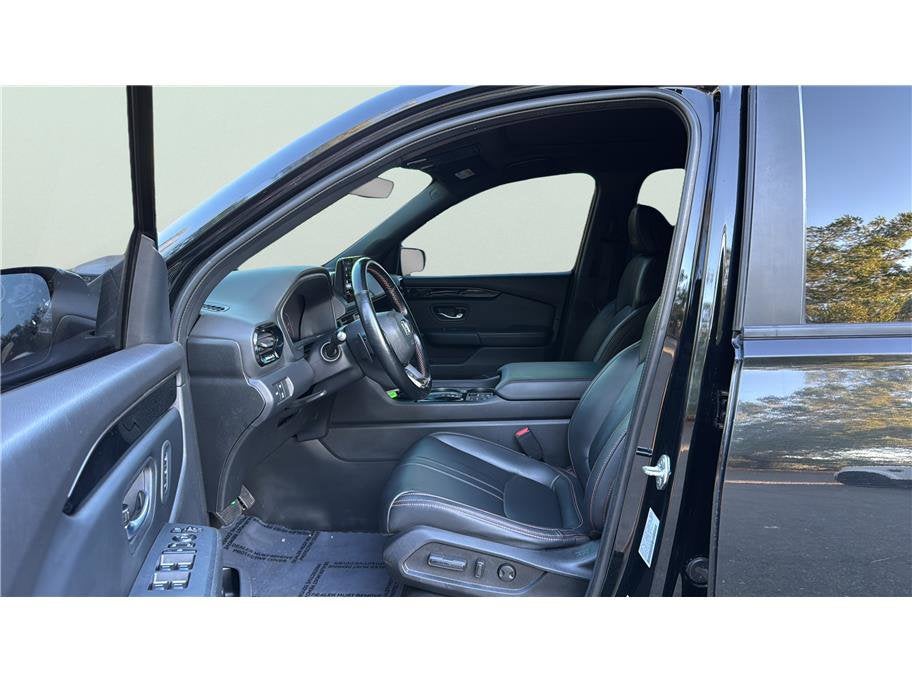 2023 Honda Pilot TrailSport