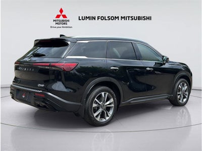 2023 INFINITI QX60 LUXE
