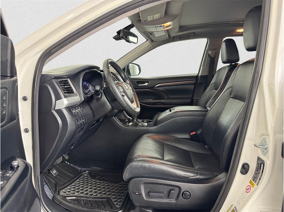2015 Toyota Highlander Limited Platinum Sport Utility 4D