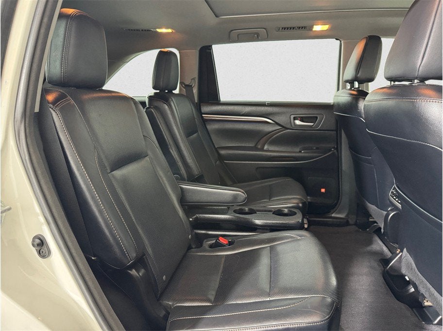 2015 Toyota Highlander Limited Platinum Sport Utility 4D