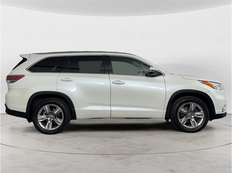 2015 Toyota Highlander Limited Platinum Sport Utility 4D