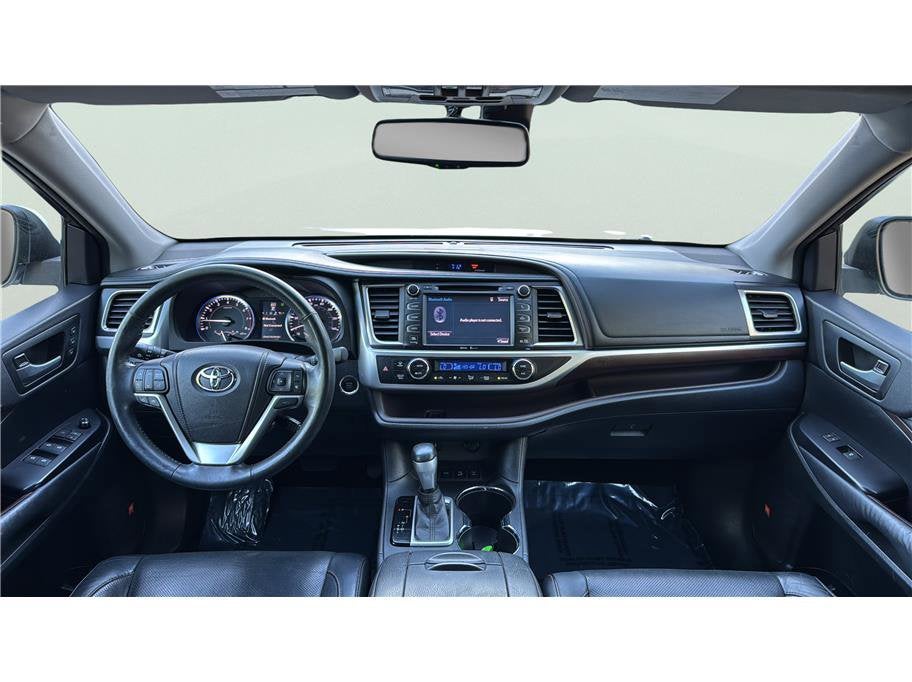 2015 Toyota Highlander Limited Platinum Sport Utility 4D