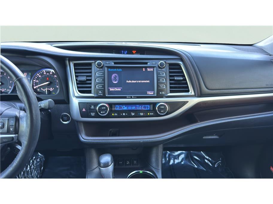 2015 Toyota Highlander Limited Platinum Sport Utility 4D