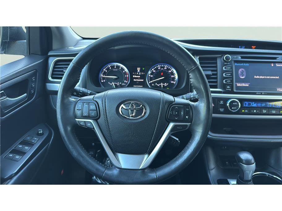 2015 Toyota Highlander Limited Platinum Sport Utility 4D