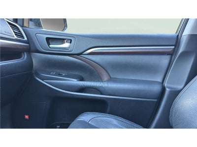 2015 Toyota Highlander Limited Platinum Sport Utility 4D