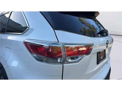 2015 Toyota Highlander Limited Platinum Sport Utility 4D