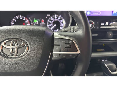 2023 Toyota Highlander XLE Sport Utility 4D