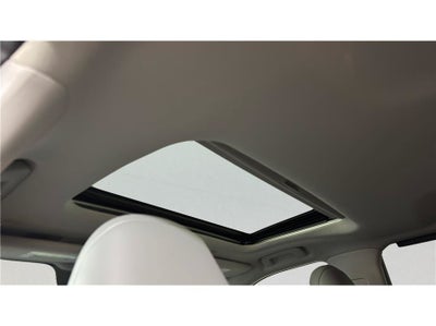 2023 Toyota Highlander XLE Sport Utility 4D