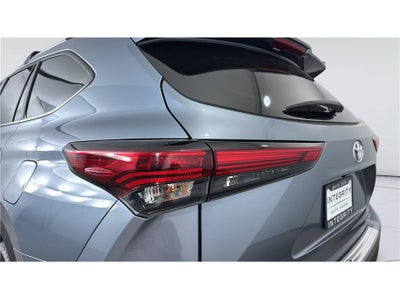 2023 Toyota Highlander XLE Sport Utility 4D