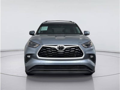 2023 Toyota Highlander XLE Sport Utility 4D