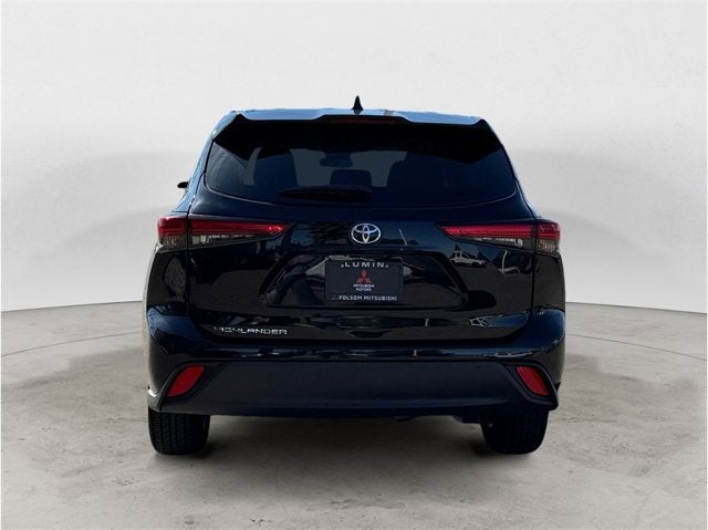 2023 Toyota Highlander LE Sport Utility 4D