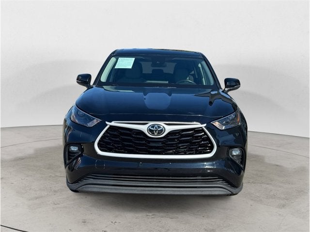 2023 Toyota Highlander LE Sport Utility 4D