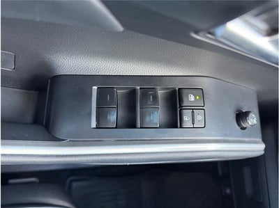 2023 Toyota Highlander XLE Sport Utility 4D