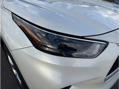 2023 Toyota Highlander XLE Sport Utility 4D