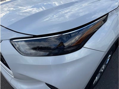 2023 Toyota Highlander XLE Sport Utility 4D