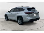 2023 Toyota Highlander XLE Sport Utility 4D