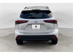 2023 Toyota Highlander XLE Sport Utility 4D