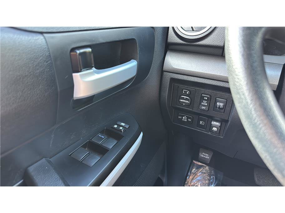 2018 Toyota Tundra 2WD SR5