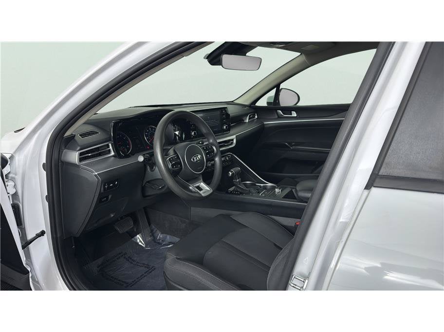 2021 Kia K5 LXS