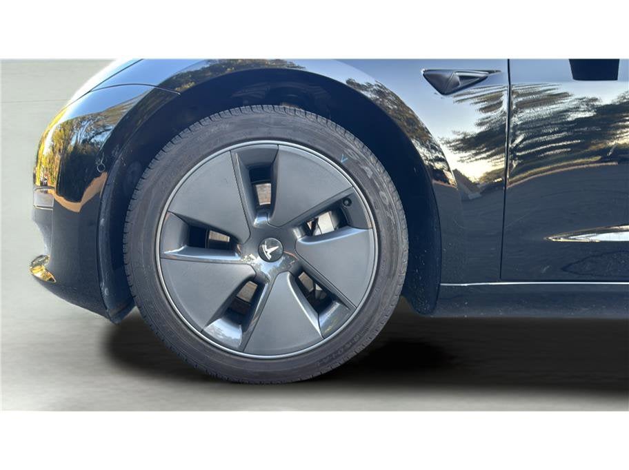 2022 Tesla Model 3 Standard Sedan 4D