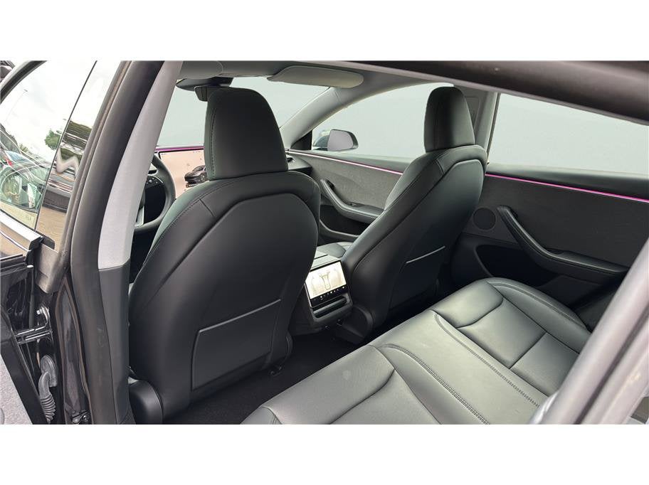 2025 Tesla Model 3 Long Range Sedan 4D