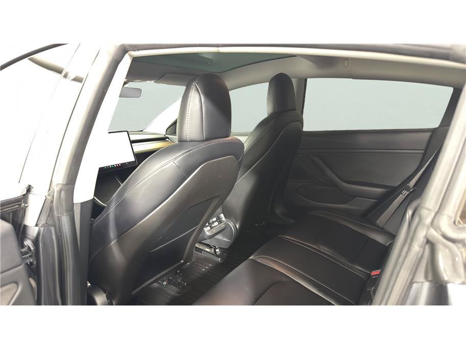 2018 Tesla Model 3 Long Range Sedan 4D