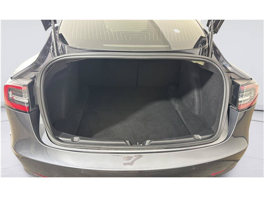 2018 Tesla Model 3 Long Range Sedan 4D