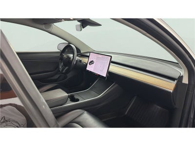 2018 Tesla Model 3 Long Range Sedan 4D